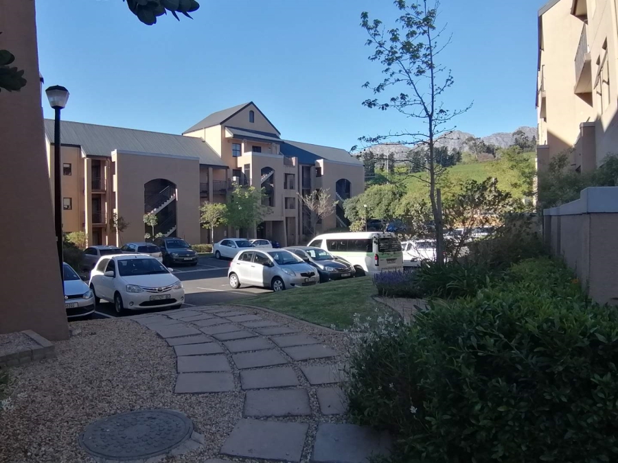 To Let 2 Bedroom Property for Rent in Welgevonden Estate Western Cape